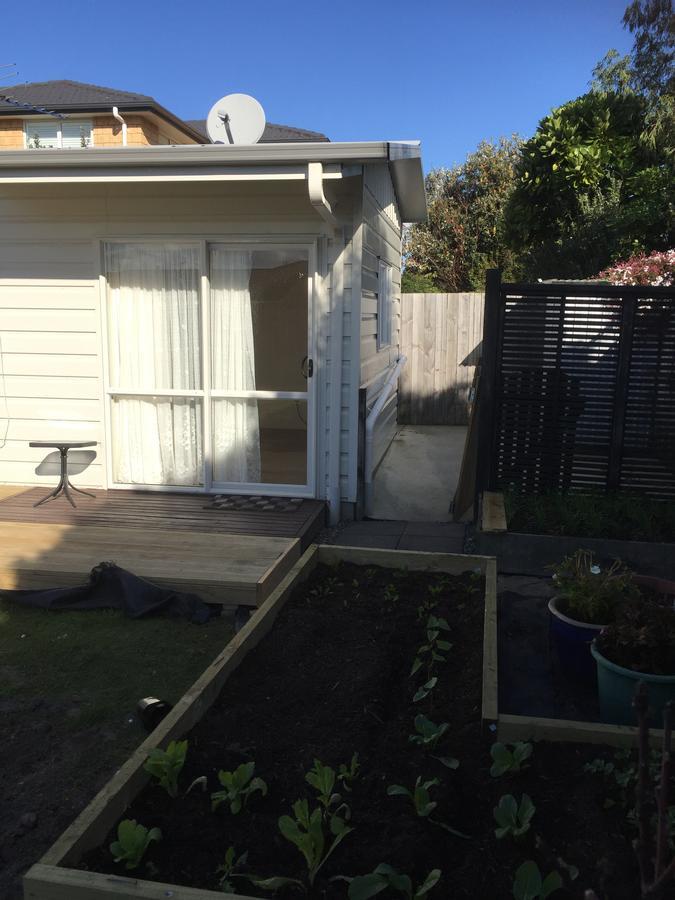 K&R Orewa Homestay Exterior foto